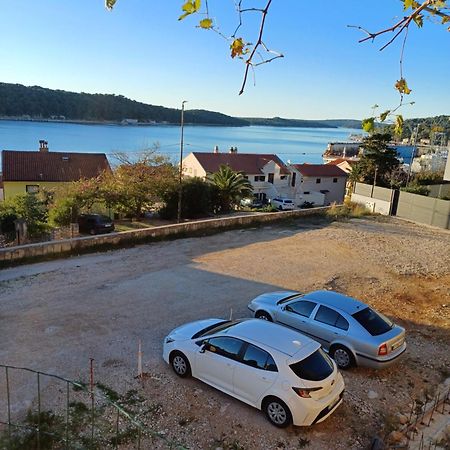 Apartments Zerjav Mali Losinj Bagian luar foto