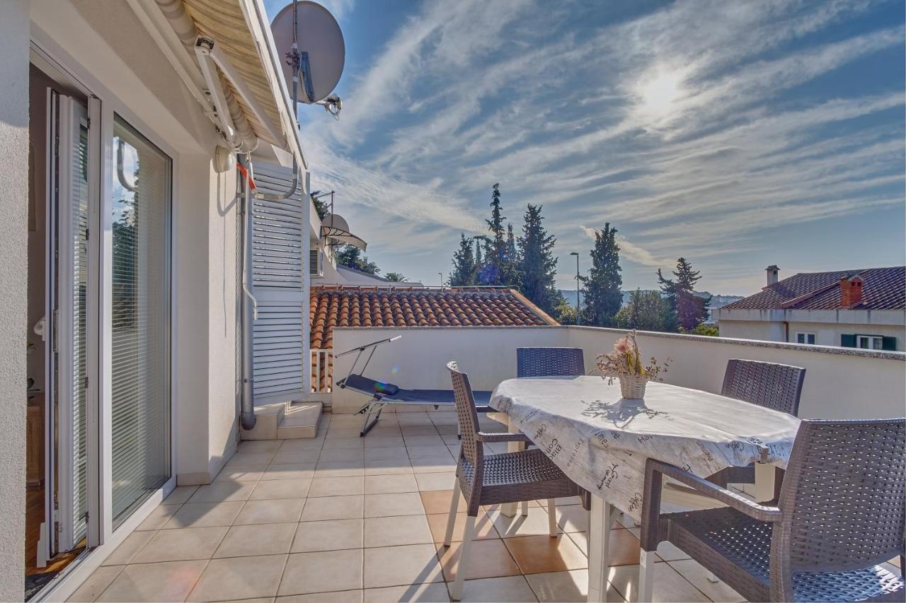 Apartments Zerjav Mali Losinj Bagian luar foto