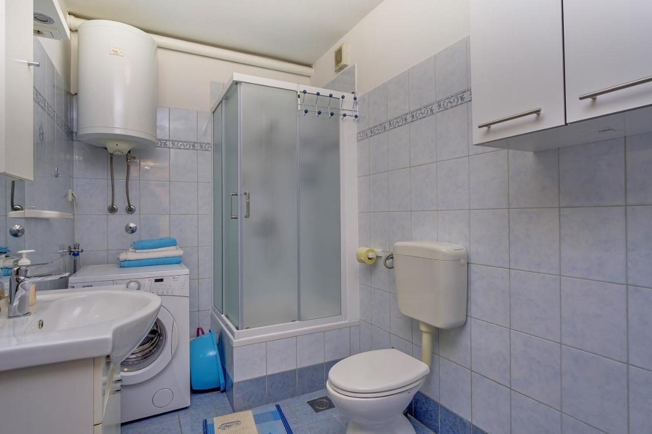 Apartments Zerjav Mali Losinj Bagian luar foto