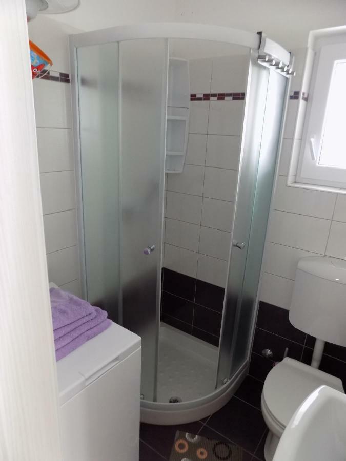 Apartments Zerjav Mali Losinj Bagian luar foto