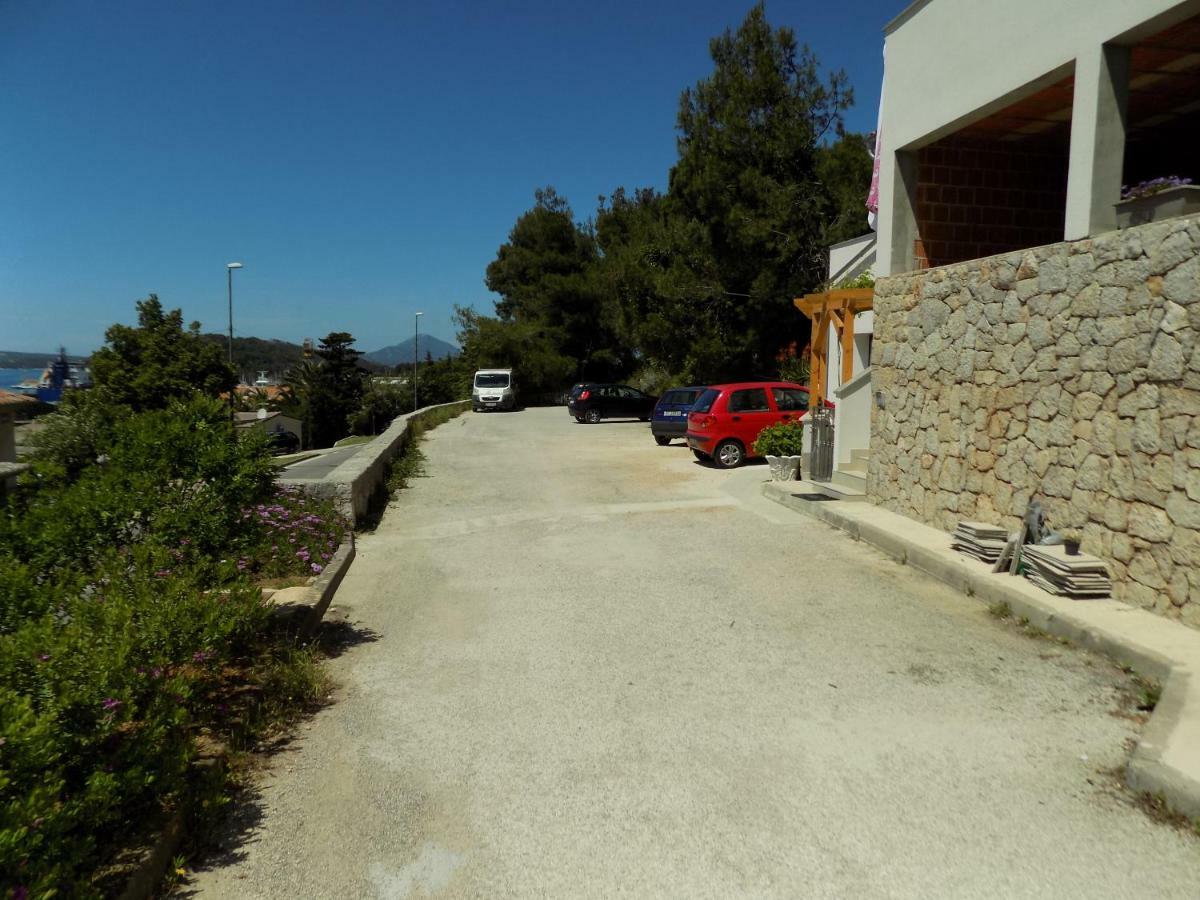 Apartments Zerjav Mali Losinj Bagian luar foto